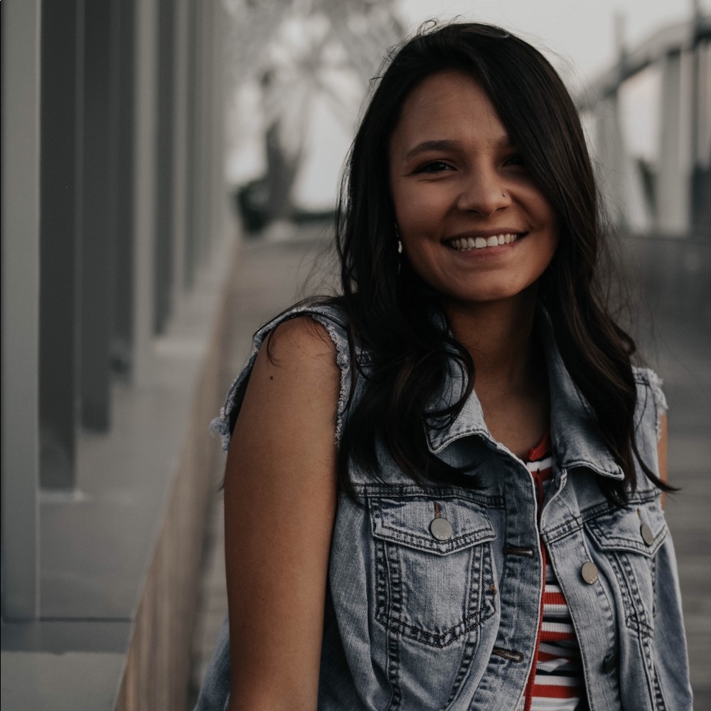 Meet your Posher, Loren